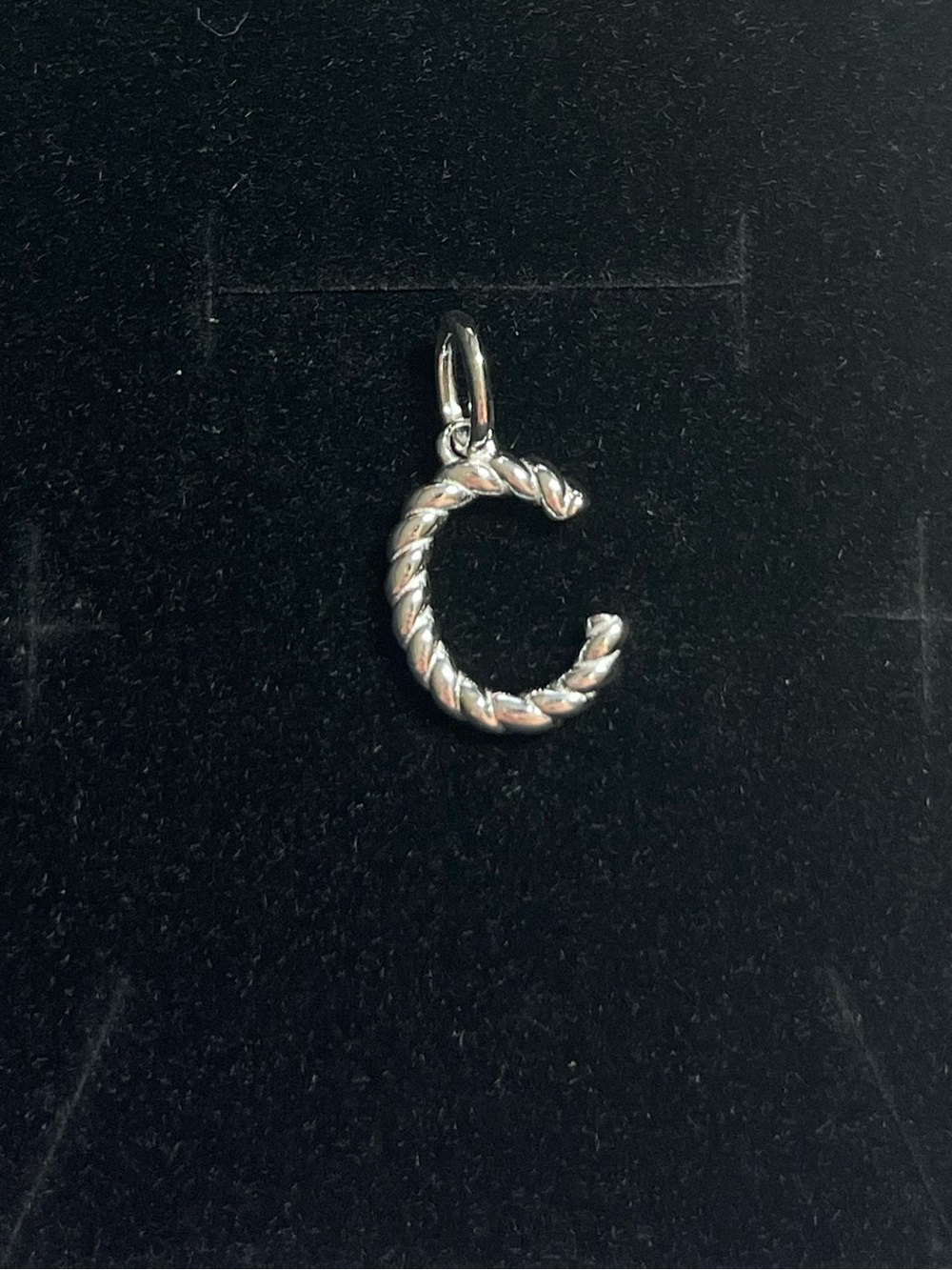 New Hillberg & Berk braided “C” pendant. 925 Sterling silver. Braided design.